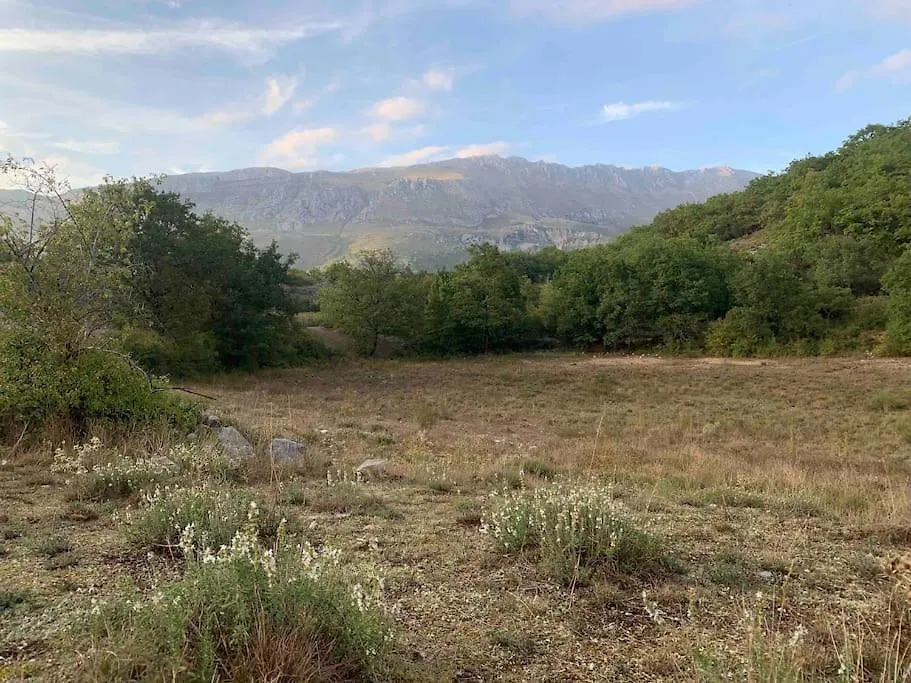 Holiday home Maison En Pierre De Taille Avec Jardin Et Vue Montagnes Cipieres