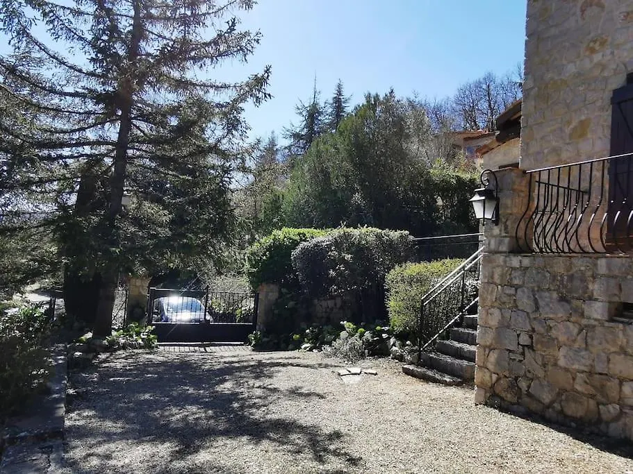 Maison En Pierre De Taille Avec Jardin Et Vue Montagnes Cipieres France