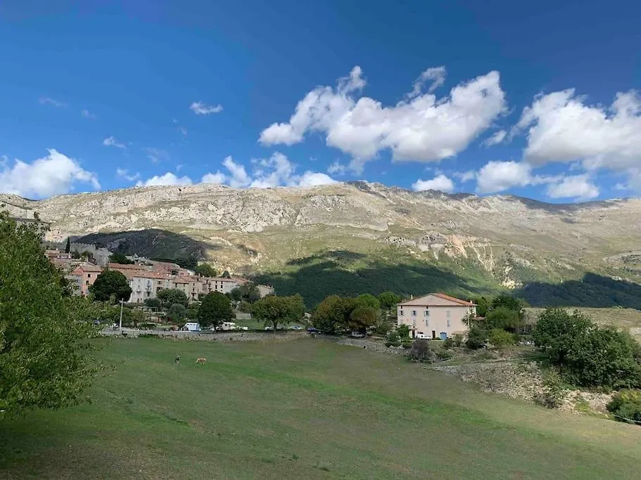 Maison En Pierre De Taille Avec Jardin Et Vue Montagnes Cipieres Holiday home